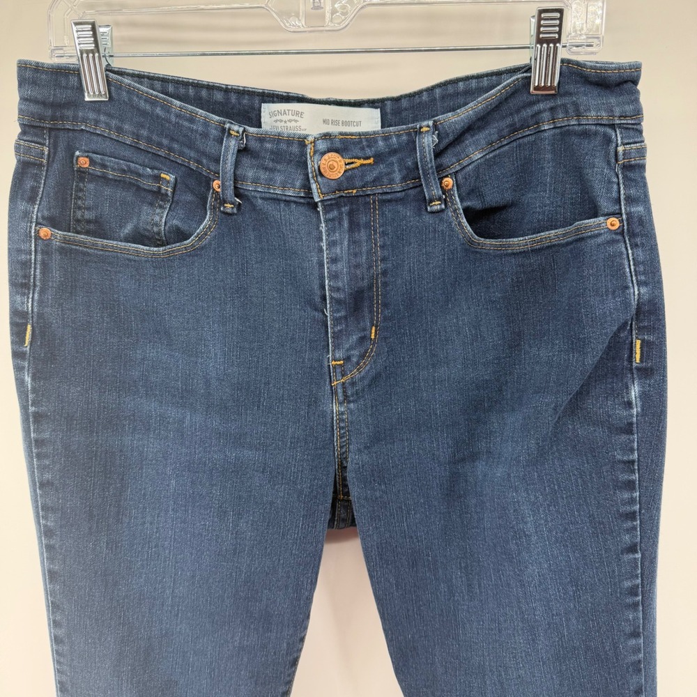Signature by Levi Strauss & Co Mid Rise Bootcut Dark Wash Jeans‎ Women
